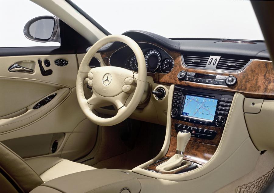  Mercedes-Benz CLS-Class 2005 года  (фото 189 из 343)